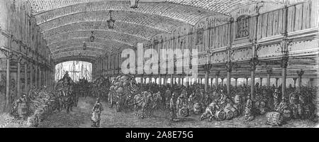 Les 'Grandes. Warehouse-St Katherine's Dock', 1872. Lorsque St Katharine Docks ont été construites par l'ingénieur Thomas Telford, il a précisé les entrepôts conçu par l'architecte Philip Hardwick sera construit sur le quai pour marchandises pouvaient être déchargés directement dans eux. Depuis, "Londres. Un pèlerinage" par Gustave Dore et Blanchard Jerrold. [Grant et Co., 72-78, Turnmill Street, E.C., 1872]. Banque D'Images