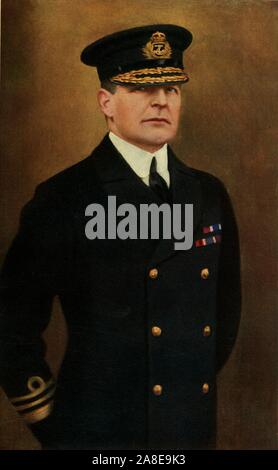 "Le Vice-amiral Sir David Beatty, K.C.B., K.C.V.O., D.S.O., 1916. David Beatty, comte Beatty (1871-1936) officier de la Marine royale britannique qui commandait le 1er Escadron de croiseurs à la bataille du Jutland en 1916. De "La guerre d'Album De Luxe - Volume VI. La campagne de printemps et d'été de 1916", édité par J. A. Hammerton. [L'Amalgamated Press, Limited, Londres, 1916] Banque D'Images