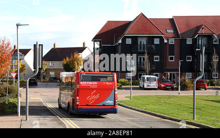 Bridgefield Estate à Ashford, Kent, en tant qu'entreprise de bus Stagecoach maintenant refuser d'entrer dans la succession après 18 heures à la suite d'une série d'incidents contre les conducteurs. Banque D'Images