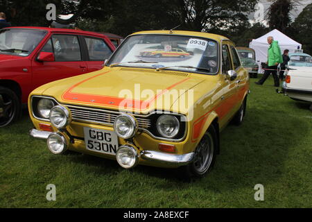 Vue frontale d'un Yellow 1975 Lancia Mexique vu à Kilbrony Vintage Show Banque D'Images