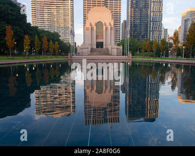 Extérieure de la réflexion et de l'Anzac Memorial à Hyde Park Sydney Banque D'Images