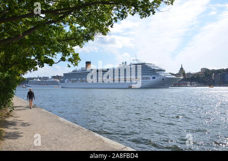 Le Costa Pacifica, le port de Stockholm Banque D'Images