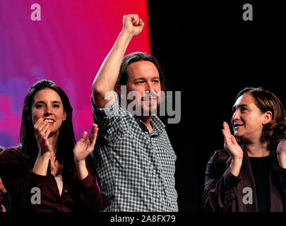 L'IFEMA, Madrid, Espagne. Le 08 novembre, 2019. L À R Irene Montero, porte-parole de Unidas Podemos au Congrès des Députés et candidats pour Madrid, Pablo Iglesias, secrétaire général du Podemos et candidat de Unidas Podemos pour la Présidence du Gouvernement, Ada Colau, maire de Barcelone, au dernier événement de Unidas Podemos partie avant la clôture de la campagne pour les élections générales en Espagne. Credit : EnriquePSans/Alamy Live News Banque D'Images