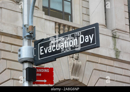 NEW YORK, NY - 05 NOV 2019 : Jour d'évacuation Plaza signe. Le 25 novembre marque le jour en 1783 lorsque l'armée britannique a quitté New York City à la fin Banque D'Images