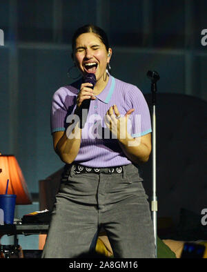 SAN FRANCISCO, CALIFORNIE - 8 novembre : Alessia Cara effectue au cours de la 'les douleurs de plus en plus d'' à l'Auditorium maçonnique SF le 8 novembre 2019 à San Francisco, Californie. Photo : imageSPACE/MediaPunch Banque D'Images