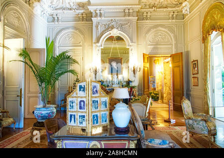 Newport, Rhode Island. Le 27 novembre 2017. Un salon d'intérieur dans l'historique hôtel particulier d'Elms à Newport Rhode Island. Banque D'Images