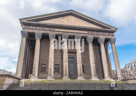 Paris, église de la Madeleine, magnifique monument au centre de la capitale française Banque D'Images