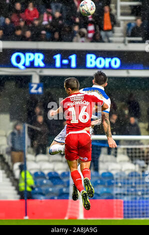 Londres, Royaume-Uni. 09Th Nov, 2019. Jonny Howson de Middlesborough FC et Ryan Manning de Queens Park Rangers pendant le défi de l'EFL Sky Bet match de championnat entre les Queens Park Rangers et Middlesbrough à la Fondation Prince Kiyan Stadium, Londres, Angleterre. Photo par Phil Hutchinson. Usage éditorial uniquement, licence requise pour un usage commercial. Aucune utilisation de pari, de jeux ou d'un seul club/ligue/dvd publications. Credit : UK Sports Photos Ltd/Alamy Live News Banque D'Images