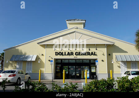 Dollar General Store sur Atlantic Avenue Daytona Beach Shores Florida Banque D'Images