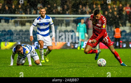 Londres, Royaume-Uni. 09Th Nov, 2019. Marvin Johnson de Middlesborough FC sur la balle au cours de l'EFL Sky Bet match de championnat entre les Queens Park Rangers et Middlesbrough à la Fondation Prince Kiyan Stadium, Londres, Angleterre. Photo par Phil Hutchinson. Usage éditorial uniquement, licence requise pour un usage commercial. Aucune utilisation de pari, de jeux ou d'un seul club/ligue/dvd publications. Credit : UK Sports Photos Ltd/Alamy Live News Banque D'Images