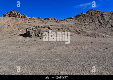 Les roches érodées de vent de Yardanges et les surfaces de roche-roche-alternant des crêtes et des furrows-désert de Qaida-Qinghai-Chine-0551 Banque D'Images