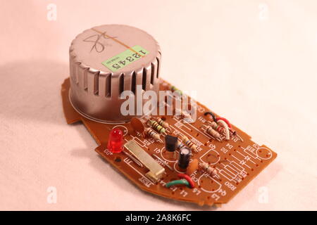 La carte du circuit d'un détecteur de fumée pour enfants vers 2007 Banque D'Images