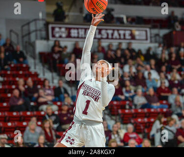 Starkville, MS, États-Unis d'Amérique. 09Th Nov, 2019. La garde de l'État du Mississippi, Myah Taylor (1), va dans pour le désarmement, au cours de la Basket-ball match entre l'Université de Southern Mississippi l'Aigle royal et le Mississippi State Bulldogs à Humphrey Coliseum de STARKVILLE, MS. Kevin Langley/Sports médias du Sud/CSM/Alamy Live News Banque D'Images