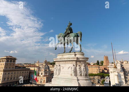 Rome, Italie - 19 juin 2018 : statue équestre de Vittorio Emanuele II à la Piazza Venezia à Rome Banque D'Images