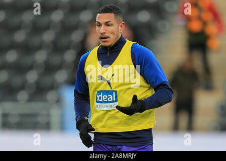 9 novembre 2019, KC Stadium, Kingston Upon Hull, Angleterre ; Sky Bet Championship, Hull City v West Bromwich Albion : Jake Livermore (8) de West Bromwich Albion en préchauffage Crédit : David Greaves/News Images Banque D'Images