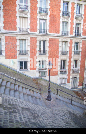 Paris, escalier typique de Montmartre Banque D'Images