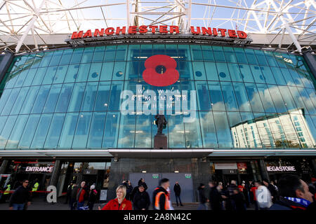 Vue générale de l'extérieur du stade avant le match en Premier League à Old Trafford, Manchester. Banque D'Images