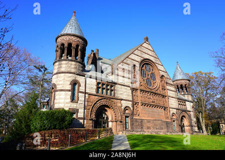 PRINCETON, NJ -9 nov 2019- Vue d'Alexander Hall, maison de Richardson l'Auditorium, sur le campus de l'Université de Princeton de Princeton, New Jersey. Banque D'Images