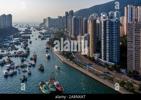 Vue aérienne d'Aberdeen Typhoon Refuges et Ap Lei Chau Hong Kong, Banque D'Images