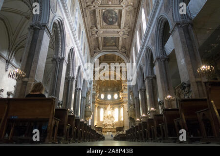 L'intérieur de la Cathédrale de Naples Banque D'Images