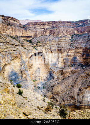 Motif de l'érosion dans la région de Wadi Ghul aka Grand Canyon de Saoudite dans Jebel Shams, Oman Banque D'Images