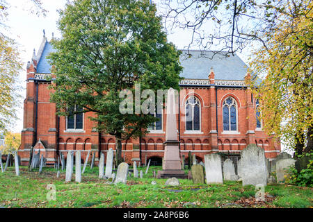 Chapelle et cimetière de Highgate School, North Road, Highgate Village, London, UK Banque D'Images