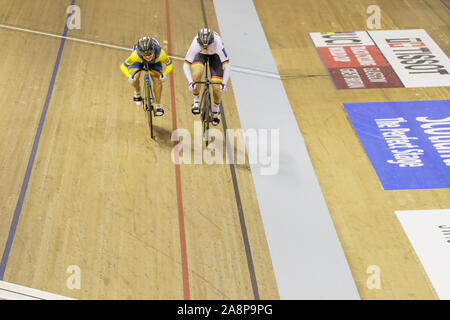 Glasgow, Royaume-Uni. 10 novembre 2019. Olena Starikova prend la médaille de bronze au sprint femmes finale à Chris Hoy Vélodrome à Glasgow. 10 novembre 2019 Dan-Cooke Crédit/Alamy Live News Banque D'Images