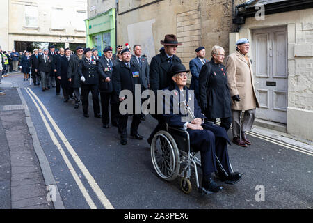 Trowbridge Royal British Legion Memorial Sunday Parade, le 10 novembre 2019, arrive au War Memorial à Trowbridge Park, Wiltshire, Angleterre, Royaume-Uni Banque D'Images