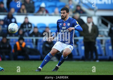 Cardiff, Royaume-Uni. 10 Nov, 2019. Marlon Pack de la ville de Cardiff en action. Match de championnat Skybet EFL, Cardiff City v Bristol City au Cardiff City Stadium le dimanche 10 novembre 2019. Cette image ne peut être utilisé qu'à des fins rédactionnelles. Usage éditorial uniquement, licence requise pour un usage commercial. Aucune utilisation de pari, de jeux ou d'un seul club/ligue/dvd publications. Photos par Andrew Andrew/Verger Verger la photographie de sport/Alamy live news Crédit : Andrew Orchard la photographie de sport/Alamy Live News Banque D'Images