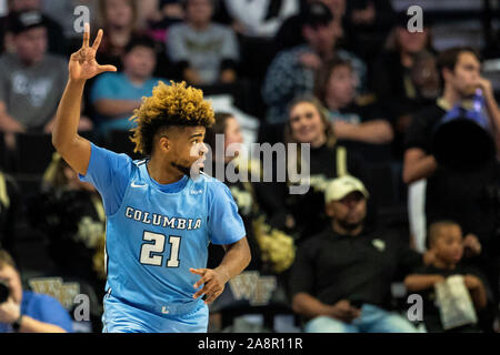 Winston-Salem, NC, USA. 10 Nov, 2019. Columbia Lions guard Mike Smith (21) célèbre ses trois dans le match de basket-ball de NCAA à LJVM Coliseum de Winston-Salem, NC. (Scott Kinser/Cal Sport Media). Credit : csm/Alamy Live News Banque D'Images