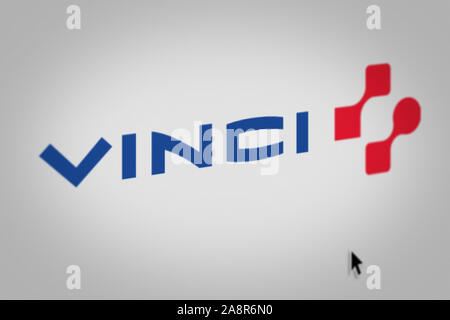 Logo de l'entreprise publique Vinci affichée sur un écran d'ordinateur en gros plan. Credit : PIXDUCE Banque D'Images