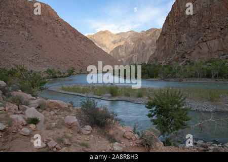 Paysages de la Mongolie, Hovd river Banque D'Images