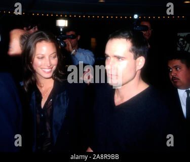 Westwood, Californie, USA 6 mars 1995 modèle Christy Turlington et l'acteur Jason Patric assister à Warner Bros Pictures 'foyer' création le 6 mars 1995 à Mann Bruin Theatre à Westwood, Californie, USA. Photo de Barry King/Alamy Stock Photo Banque D'Images