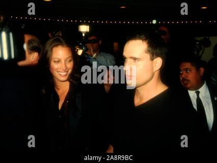 Westwood, Californie, USA 6 mars 1995 modèle Christy Turlington et l'acteur Jason Patric assister à Warner Bros Pictures 'foyer' création le 6 mars 1995 à Mann Bruin Theatre à Westwood, Californie, USA. Photo de Barry King/Alamy Stock Photo Banque D'Images