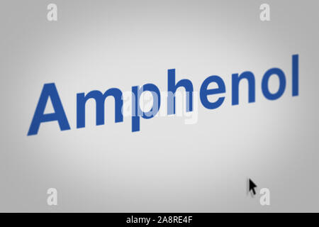 Logo de l'entreprise publique Amphenol Corp affichée sur un écran d'ordinateur en gros plan. Credit : PIXDUCE Banque D'Images