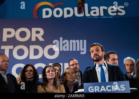 Madrid, Espagne. Novembre 10th, 2019. Candidat au poste de premier ministre Pablo Casado du Partido Popular (Parti Populaire) s'exprimant au cours de la nuit. Parti populaire a été la deuxième plus voté parti, derrière le PSOE, qui a remporté les élections générales. Credit : Marcos del Mazo/Alamy Live News Banque D'Images