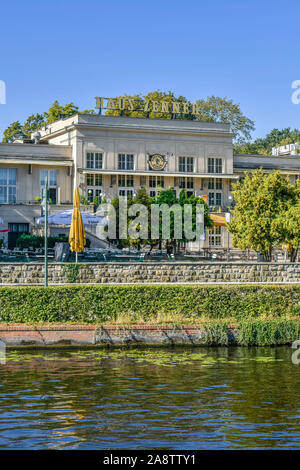 Haus Zenner Restaurant und Biergarten, Alt-Treptow, Treptow-Köpenick, Berlin, Deutschland Banque D'Images