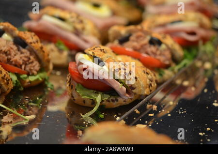 savoureux mélange de panini et de démarreurs italiens Banque D'Images