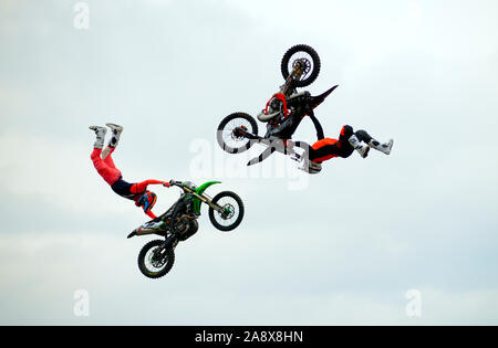 07 novembre 2019 - L'Italie, Lombardie, Milan, EICMA, moto, Exposition internationale de l'équipe de Freestyle Motocross Show DABOOT Banque D'Images