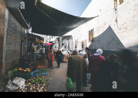 Bazar local dans les rues de Rabat - Maroc Banque D'Images