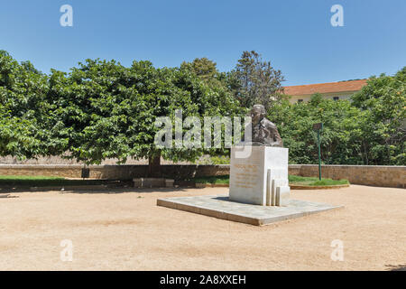 AJACCIO, corse, FRANCE - Juillet 13, 2019 : Pascal Paoli Statue en dehors de la citadelle Miollis. Il était un patriote corse, homme d'État et leader militaire sur Banque D'Images