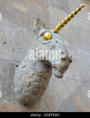 Une sculpture de la tête de licorne sur l'extérieur d'un bâtiment dans la ville bavaroise de Bamberg en Allemagne. Banque D'Images