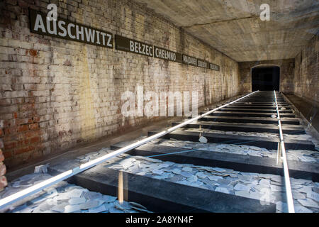 Nuremberg, Allemagne - 24 octobre 2019 : une pièce poignante de la mémoire de l'Holocauste au centre de documentation et des motifs de ralliement du parti Nazi en t Banque D'Images