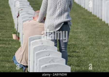 Newtown, Connecticut, USA - 11/11/2019 : Célébration de la Journée des anciens combattants au cimetière National de Washington Crossing Banque D'Images