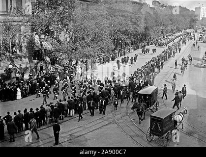 Cortège funéraire du Contre-amiral Winfield Scott Schley ca. 1911 Banque D'Images