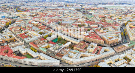 Vieux quartier résidentiel de Saint Petersburg, Russie vue panoramique vue aérienne Banque D'Images