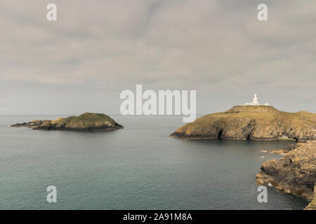 Strumble Head, près de Fishguard, Pembrokeshire, Pays de Galles Banque D'Images