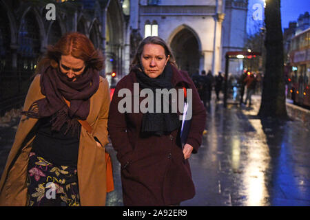 Candidat du travail Anna Turley arrive à la Cour royale de Justice de Londres où elle se bat contre un procès en diffamation contre l'Unite the Union et Sqwawkbox. Banque D'Images