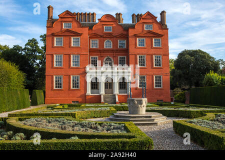 Surrey, UK - 14 septembre 2019 : The Dutch House - un des rares bâtiments encore debout de Kew Palace - situé dans le parc du Jardin botanique royal de Kew Banque D'Images