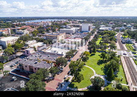 Winter Park Florida, Orlando North South Park Avenue, quartier des affaires Central Park Amtrak Sunrail train Station, vue aérienne de la ville, Banque D'Images